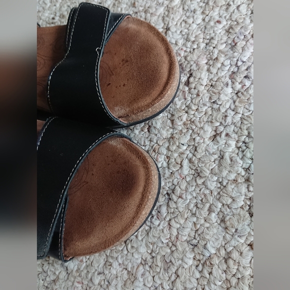 Taos My Dear Black Slide Sandals with Buckle size 6.5 - Picture 13 of 15